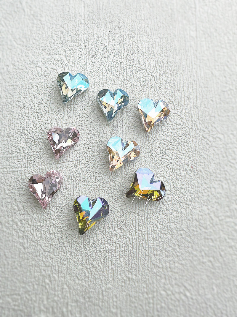 AJISAI Premium Crystal Pointed-back Sweet Heart Collection 8x10mm