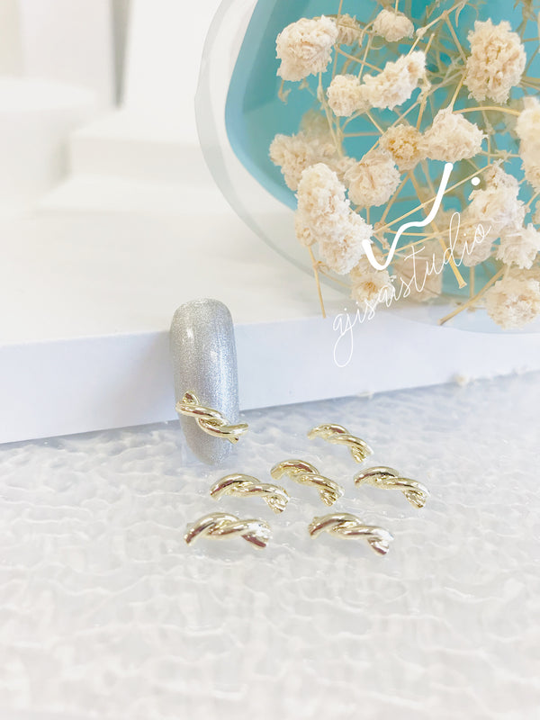 AJISAI Charm - Light Gold Twist Collection